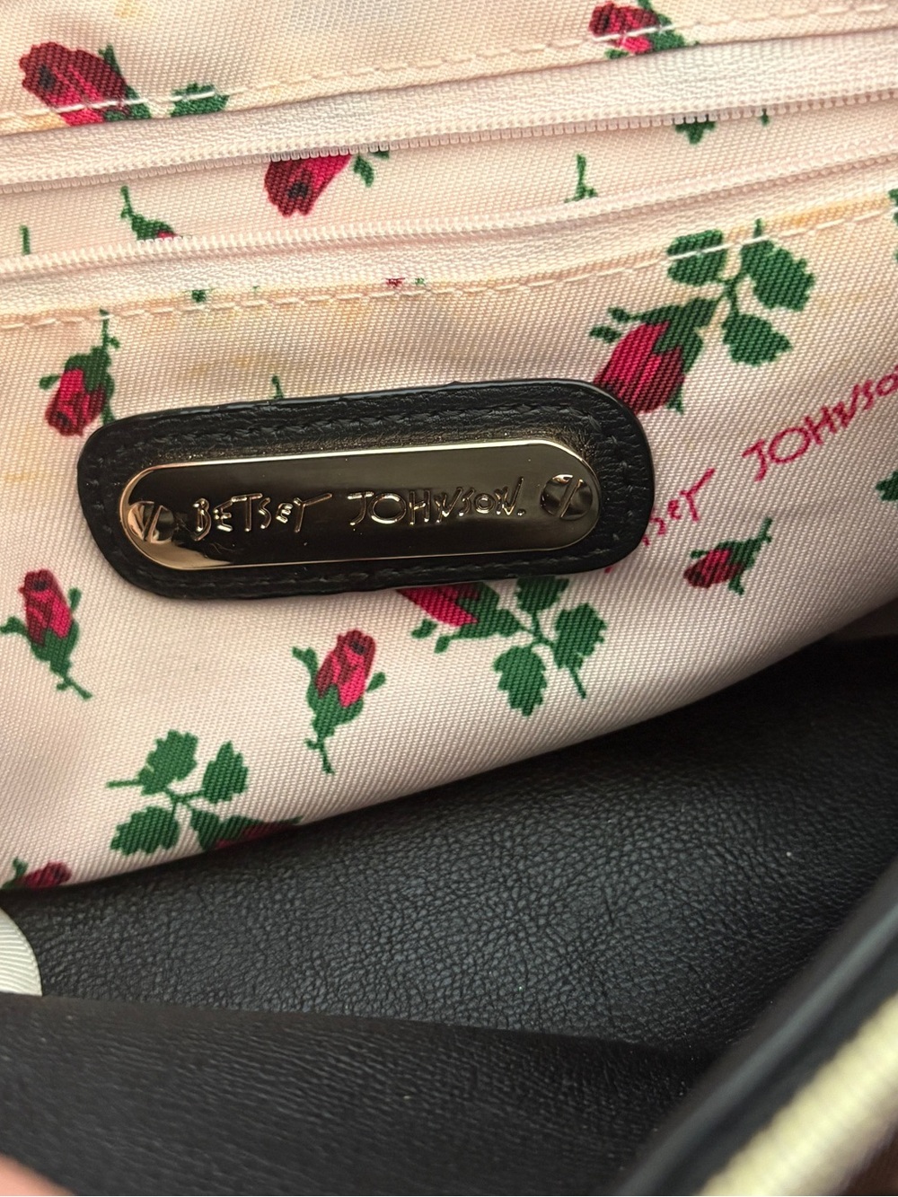 Betsey Johnson Black & White Stripe Satchel with Hot Pink Bow & Pearls - Picture 14 of 16